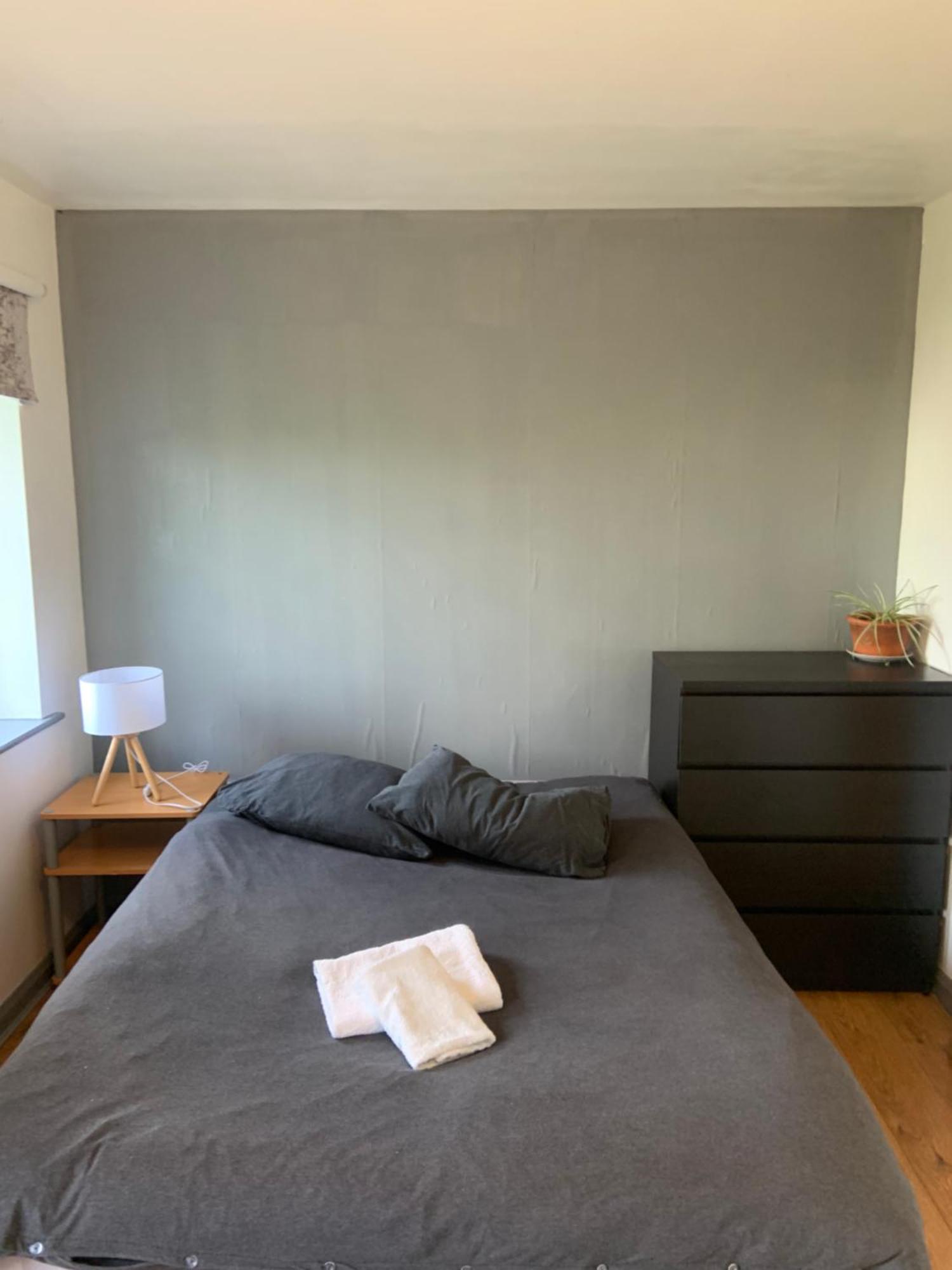 Well-Equipped 4 Bedroom House Close To City Centre Leeds  Kültér fotó