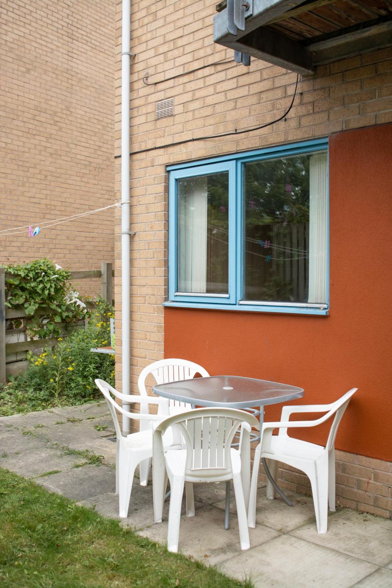 Well-Equipped 4 Bedroom House Close To City Centre Leeds  Kültér fotó