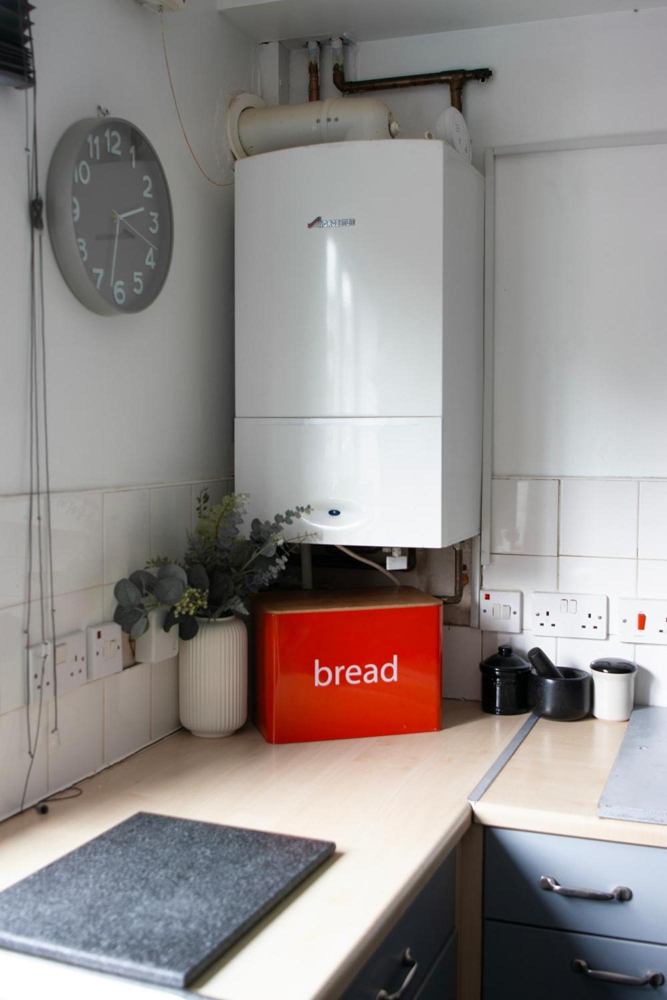 Well-Equipped 4 Bedroom House Close To City Centre Leeds  Kültér fotó